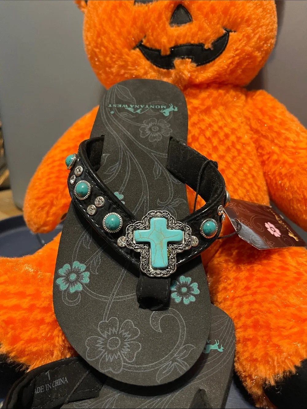 New Kids Montana West Black Flip Flops with Turquoise Cross Accents sizes 13-4